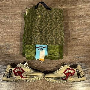 GUCCI (Rhyton mouth) shoes    Worn once